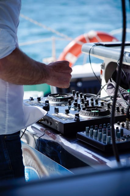 Malaga: Catamaran Sailing Cruise with Swimming & Optional DJ - Crew and safety: why the mood stays friendly
