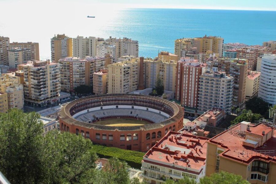 Malaga: City Bike Rental with Self-Guided Cycling Route - Route Option 2: West Through SOHO, Street Art, and CAC