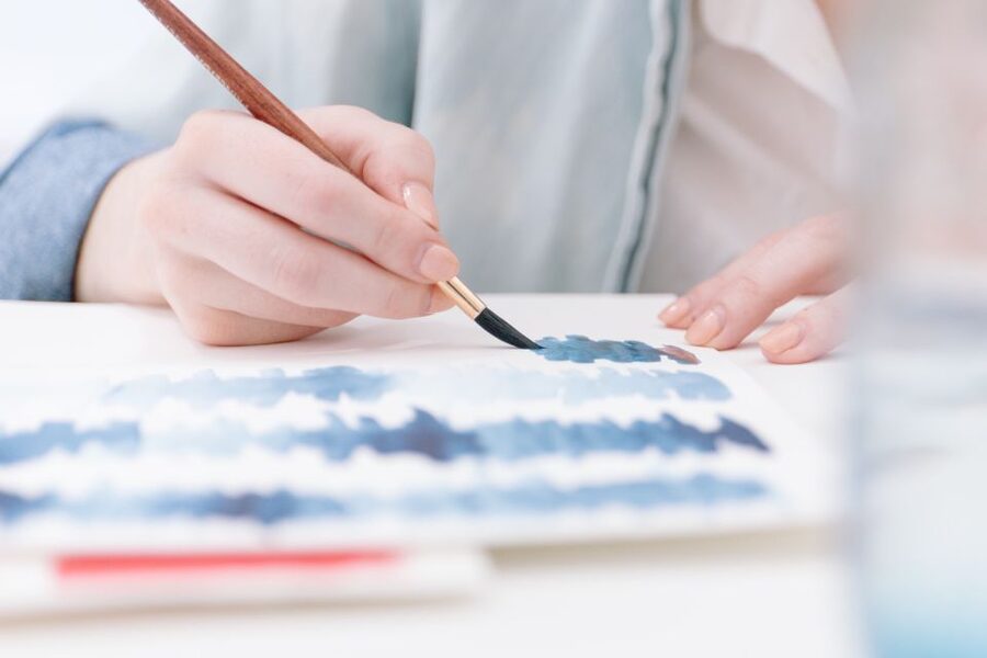Malaga: Drawing & Painting Lesson Outdoors - Who this lesson suits best