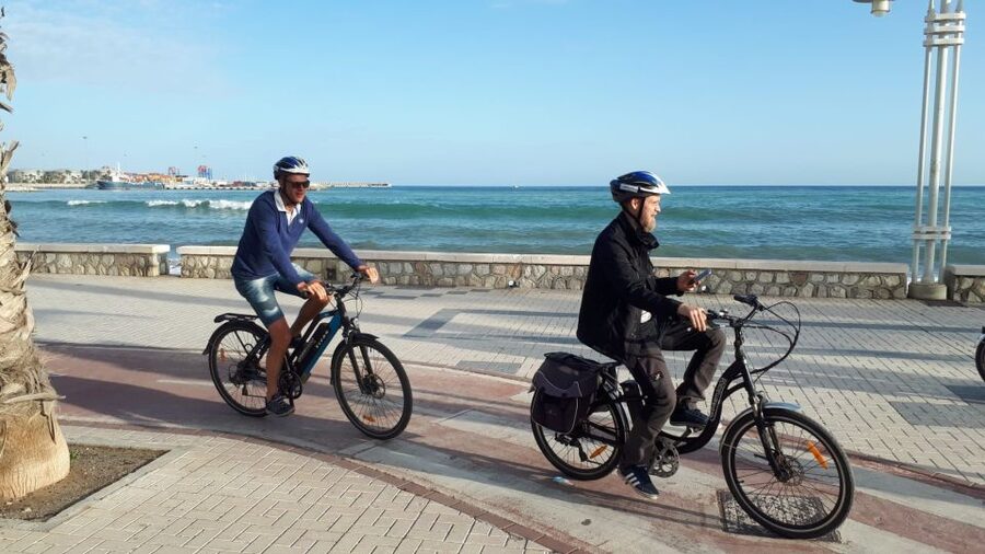 Málaga E-Bike Tour with Full Day Rental - From Paseo del Parque to the port: smooth sailing toward Muelle Uno