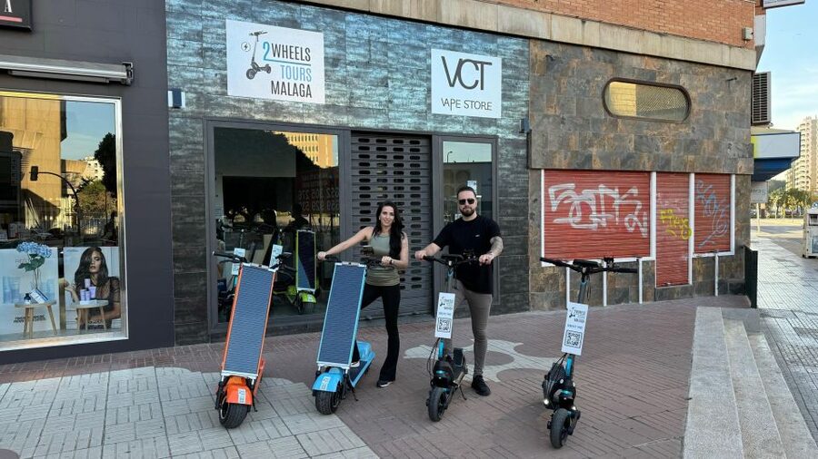 Malaga: Explore Malaga on a Electric Scooter - Handover Gear and Safety: What You Get, What to Pay Attention To