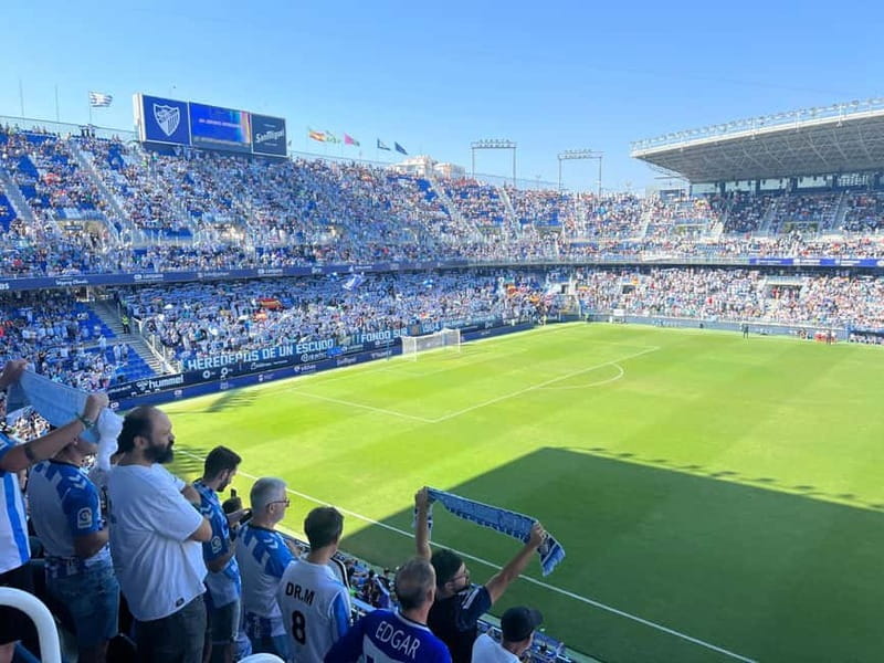 Málaga: Football Match Day Experience - Starting in Centro: churros, beer, and matching the city’s tempo