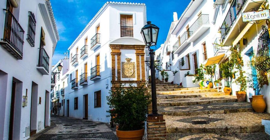 Malaga: Frigiliana & Nerja Tour with Local Product Tastings - Key Highlights Worth Clocking