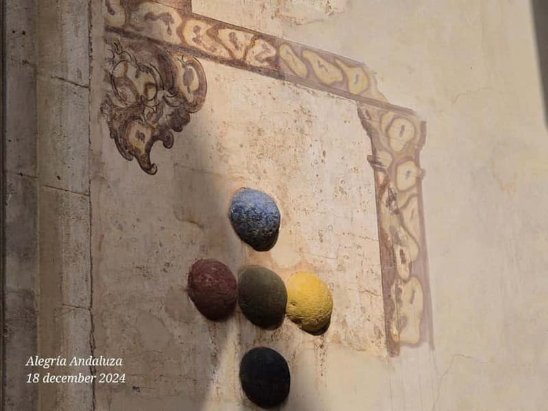 Málaga: Highlights Walking Tour with Drinks and Tapas - The Food Part: How 3 Drinks and 3 Tapas Shape the Whole Walk