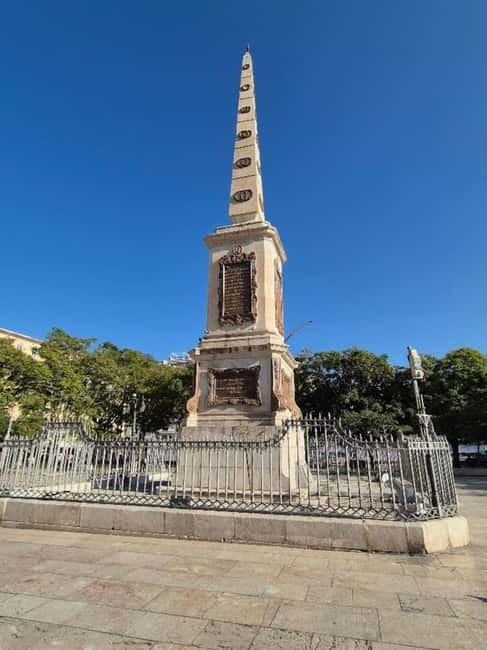 Málaga: Highlights Walking Tour with Drinks and Tapas - Who This Tour Suits Best (and Who Might Want Something Else)