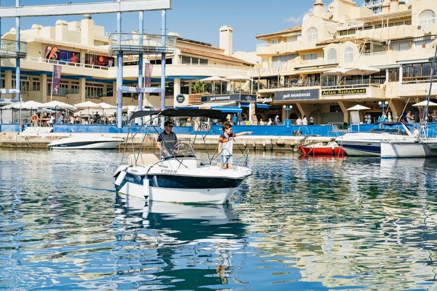 Malaga: License-free Boat Rental for Dolphin Watching - Safety, Comfort, and the €200 Deposit Reality Check
