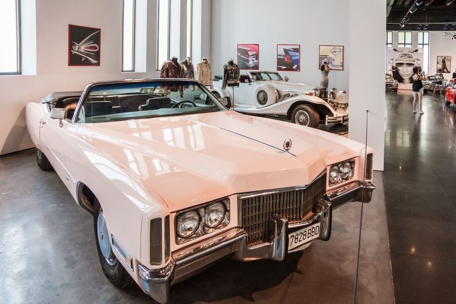 Málaga: Museo del Automóvil y la Moda Ticket - Built-in bonus: special Sunday engines at 12:30