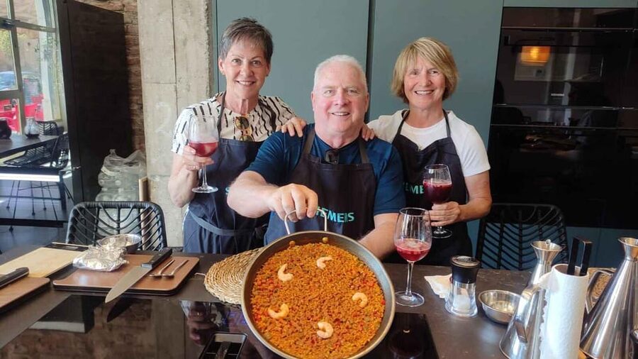 Málaga: Paella and Sangria Cooking Class with Market Visit - Málaga Paella and Sangria: Market-to-Kitchen in 3.5 Hours