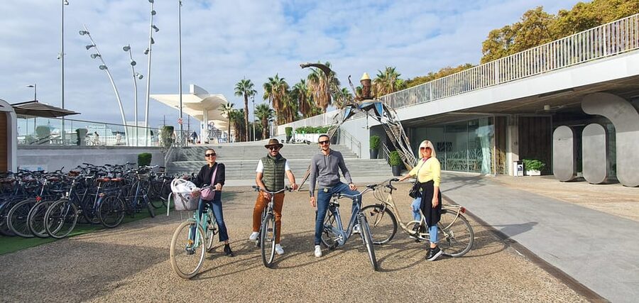 Malaga: Private Bike Rental - What You Get Before You Pedal: Helmet, Padlock, Map