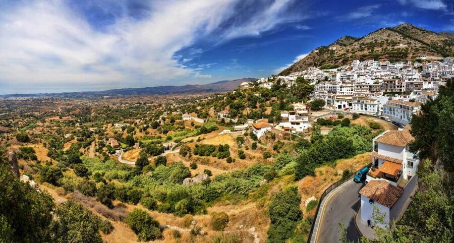 Malaga: Private Day Trip to Mijas - Ermita de la Virgen de la Peña: Rock Chapel, Coast Views, and the Best First Impression