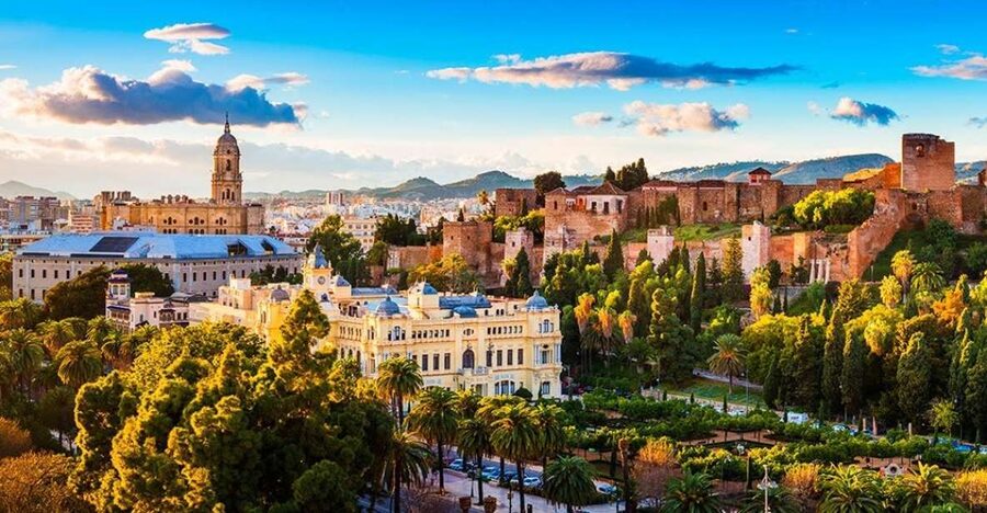 Málaga: Private Personalized Walking Tour - Meeting up: starting from your hotel (or Plaza de la Marina)