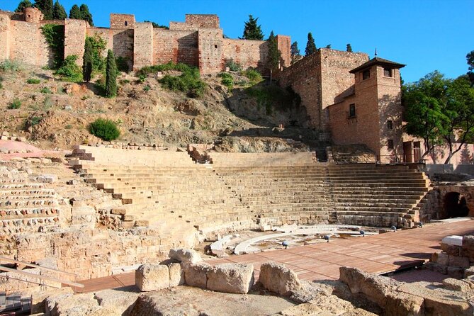 Málaga: Private Sightseeing Treasure Hunt - Key Highlights Worth Your Time