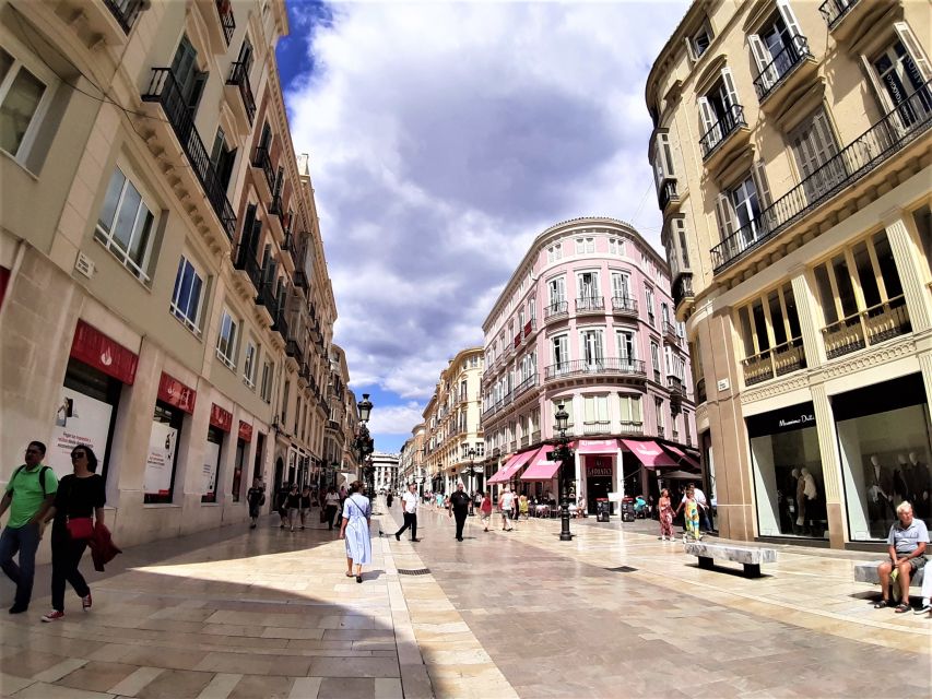 Malaga: Private walking tour - Pace, weather, and what to bring