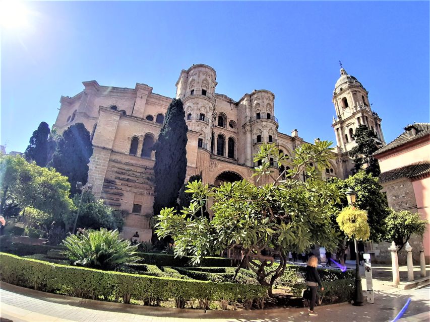 Malaga: Private walking tour - Alcazaba and the citadel: why fortress architecture still matters