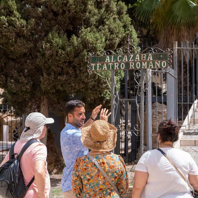 Málaga Private Walking Tour, Roman Theater, and Alcazaba with Tickets - Teatro Romano de Málaga: Included Tickets and No Ticket-Line Waiting
