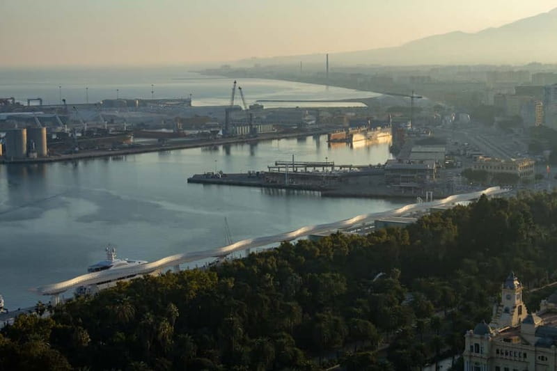 Malaga: Private Walking Tour with Official Guide - Should You Book This Málaga Private Walking Tour?