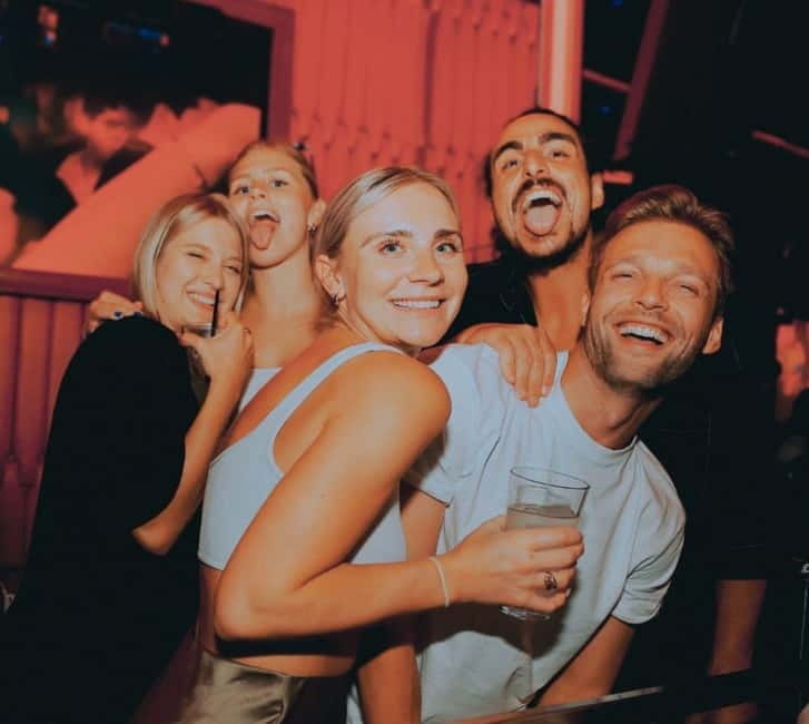 Málaga: Pub Crawl Málaga Madness - Stop by stop: what each leg is likely doing for you
