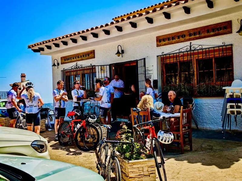 Málaga: Road Bike Tour with Guide and Bike Rental - Why Málaga on a road bike feels like a shortcut to the best views