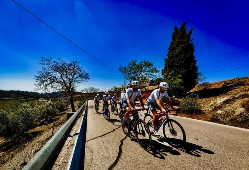 Málaga: Road Bike Tour with Guide and Bike Rental - What you’ll pack: practical gear that actually matters
