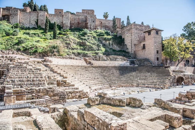 Málaga: Roman Theatre and Alcazaba Guided Tour - Alcazaba: Spain’s best-preserved fortress feeling personal