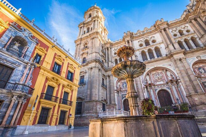 Malaga Scavenger Hunt and Sights Self-Guided Tour - Key takeaways before you start