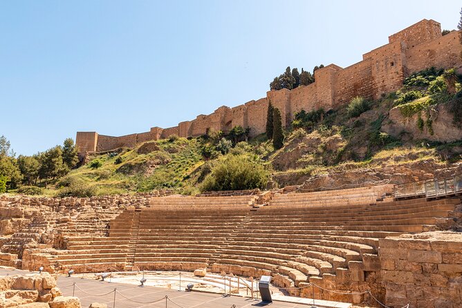 Malaga Scavenger Hunt and Sights Self-Guided Tour - A scavenger hunt way to learn Malaga on your own schedule