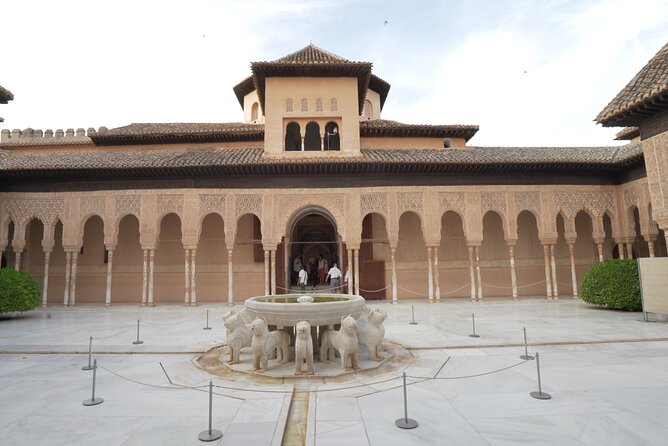 Malaga Shore Excursion:Skip-the-Line Alhambra, Generalife Gardens - From Málaga to Granada: what the 8-hour schedule really feels like