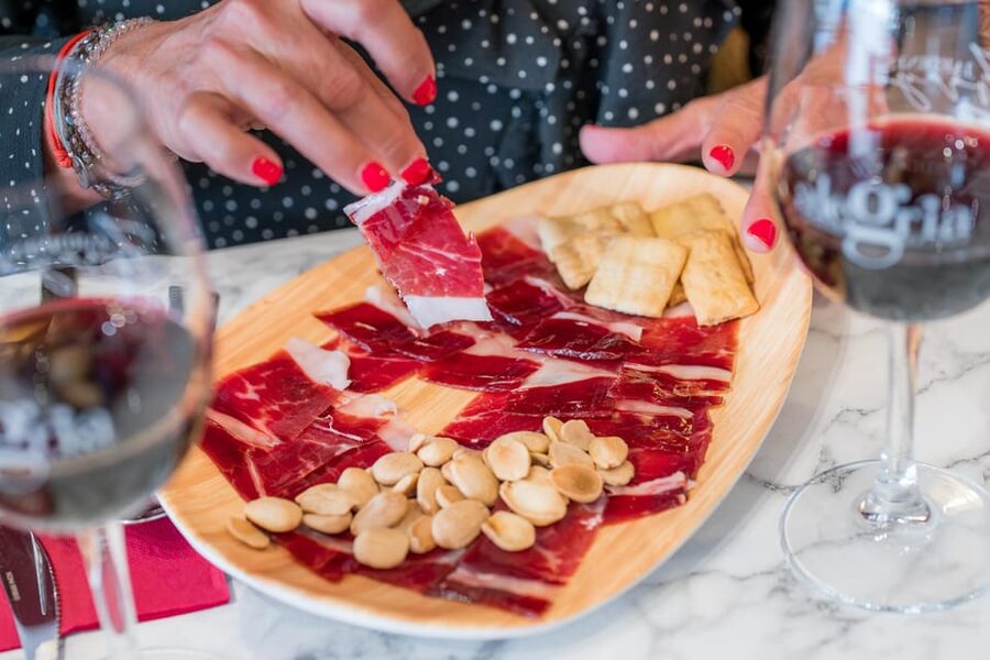 Malaga: Show and Food at Alegría Flamenco and Restaurant - Price and value: why $67 can make sense here