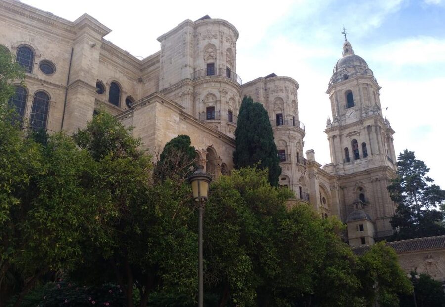 Malaga: Skip-the-Line Malaga Cathedral Tickets with Tour - Skip-the-line at Malaga Cathedral: why it changes the visit