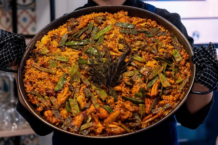 Málaga: Spanish Cooking Workshop with Paella and Sangria - Dietary Needs and Comfort: Practical Details That Matter