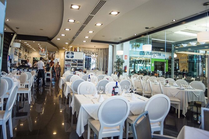 Malaga Sunset Cruise and Restaurant Dinner - FAQ