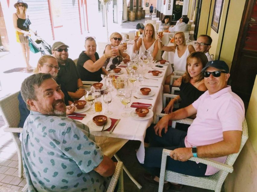 Malaga: Tapas Tasting Tour - The guide effect: how food becomes Malaga history