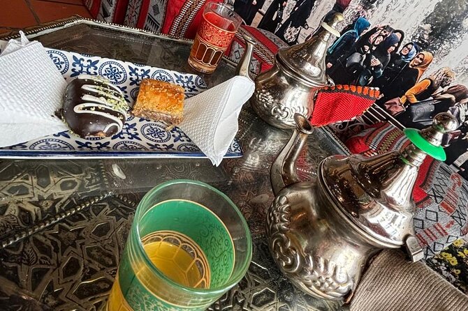 Málaga Tea Party with Tarot reading - Language help and how to make sure you understand