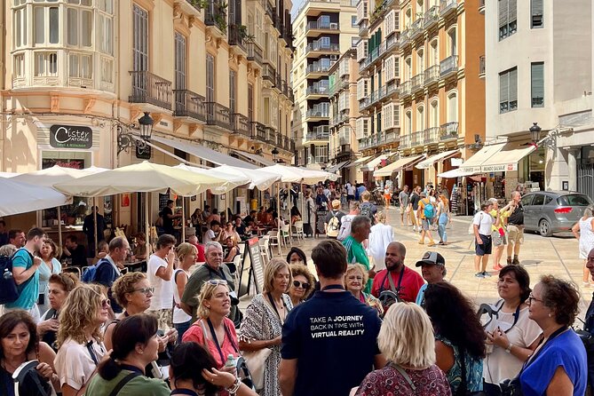 Malaga Tour with VR Stops: Alcazaba, Roman Theatre, Picasso &more - Alcazaba Fortress and the Catholic Monarchs Siege Moment