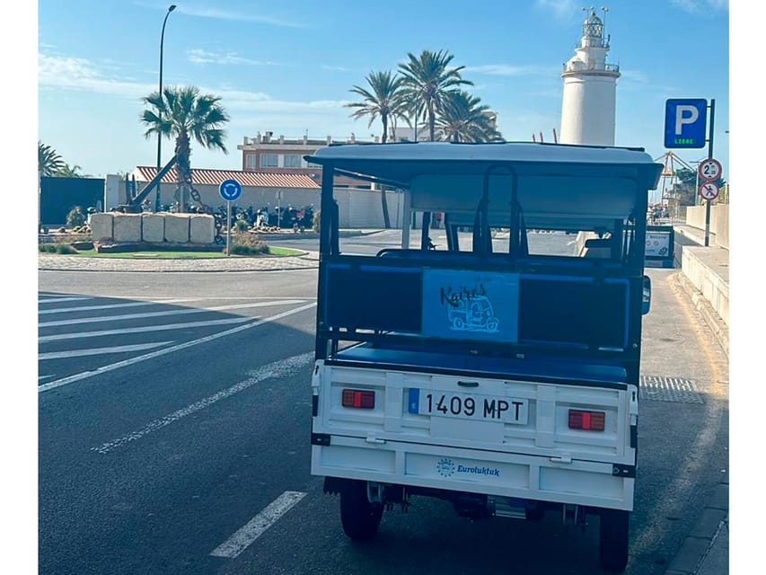 Malaga: Tuk tuk tour - Centre Pompidou Malaga: modern art in a city of layers