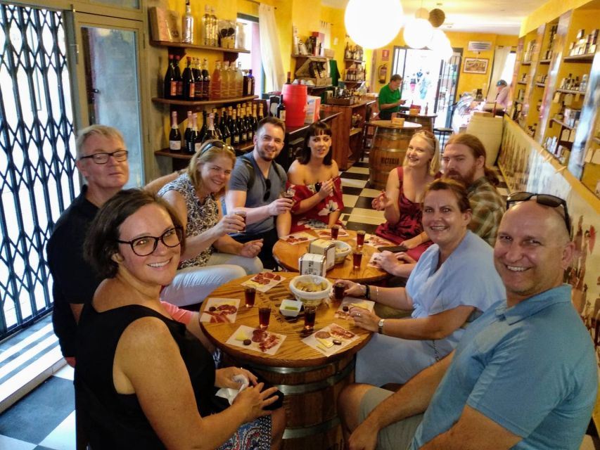 Málaga: Wine & Tapas Tour - Market-style flavors: Iberian ham, olives, and the logic of Spanish snacking