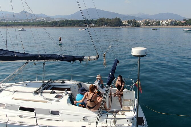 Marbella Private Sailboat: Navigation, Bath and Snacks (10 pax) - Getting to the Meeting Point in Nueva Andalucía (and Staying Sane)