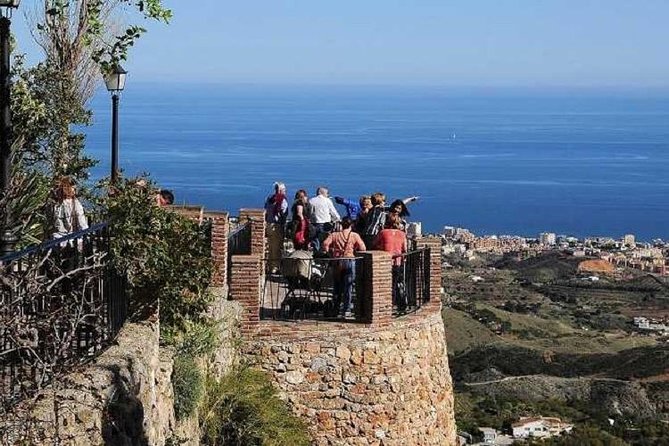 Mijas Village Private Tour from Malaga and Surrounding Areas - Mijas Pueblo: where the walk starts and what you’ll notice