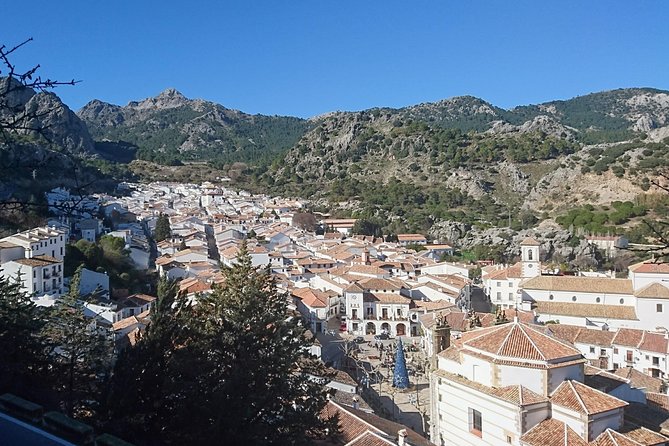 Minibus Tour - White Villages (Grazalema and Zahara de la Sierra) - Starting out in Ronda: meeting point and what to expect from the ride