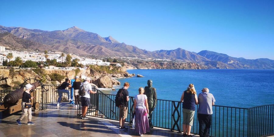 Nerja, Frigiliana & El Acebuchal: Full-Day Semi-Private Tour - Why Nerja, Frigiliana, and El Acebuchal pair so well