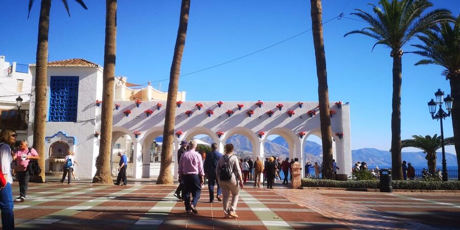 Nerja, Frigiliana & El Acebuchal: Full-Day Semi-Private Tour - Frigiliana, the three-culture village: the best walking time of the day