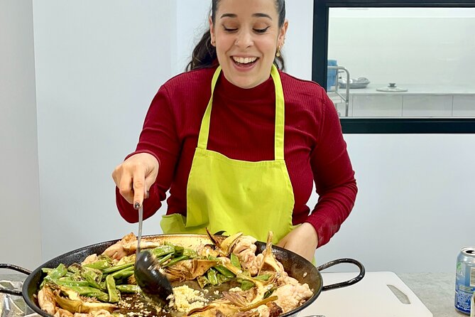 Paella and Sangria Workshop in Malaga - Paella and sangria in Malaga’s Centro: what you’re really signing up for