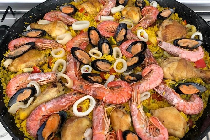 Paella class - Meet Elena and Philippe, Then Get Hands-On Fast