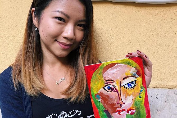 Paint your own Picasso - Lagunillas After Class: Graffiti Photos and Bar Time