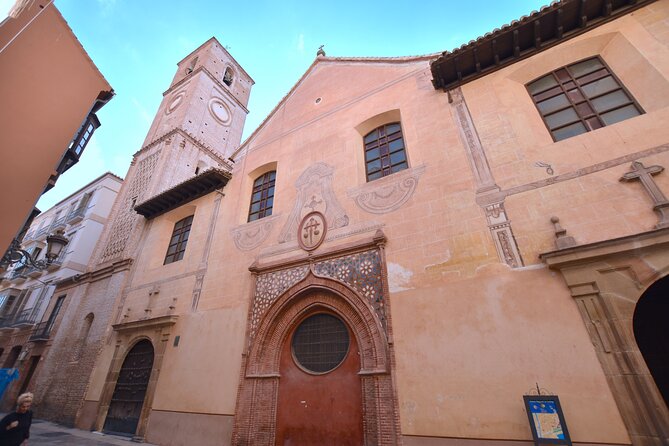 Picasso roots Private Walking Tour in Central Malaga - Birthplace and Family Connections You Can Actually See