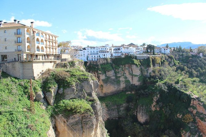 Private 3 hours Walking Tour of Ronda with official tour guide - Casa Museo Don Bosco: a modernist palace stop that feels like a time jump