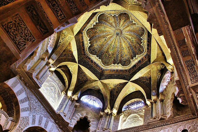 Private Cordoba & Seville Tour with a Finale Horse Carriage Ride - Seville arrival and lunch time: how to use the 3-hour window