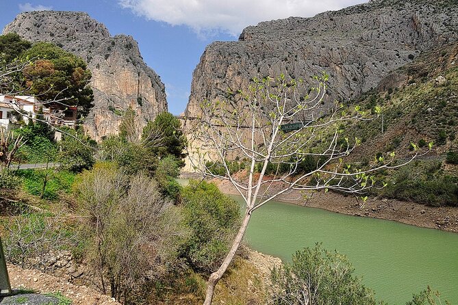 Private Day-Trip to Caminito Del Rey from Malaga - The private guide experience: more than just directions