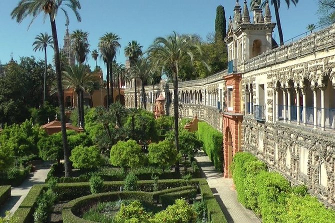 Private Multiday: Cordoba,Granada, Alhambra & Seville from Malaga - Cordoba patios and museum time: how the breaks help
