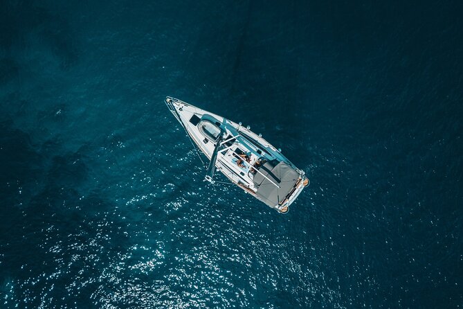 Private Sailboat Rental in Puerto Banús, Marbella - Drinks and snacks: included comfort, not an add-on